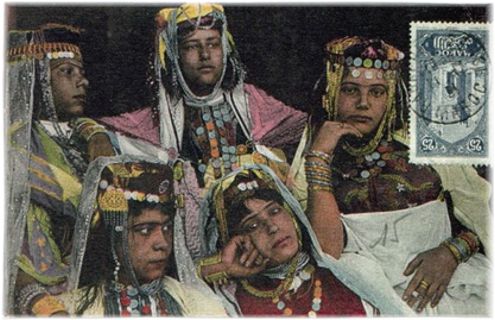 Naylila group in color