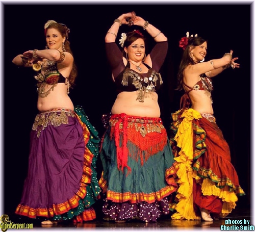 Chubby belly dancers
